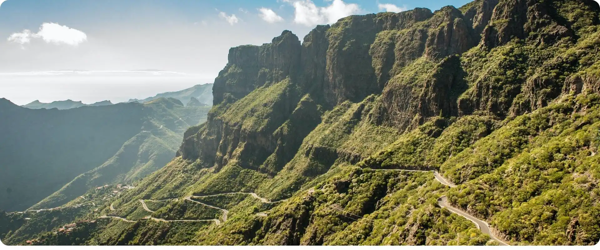 charterrejser til tenerife flyv fra hamborg.webp