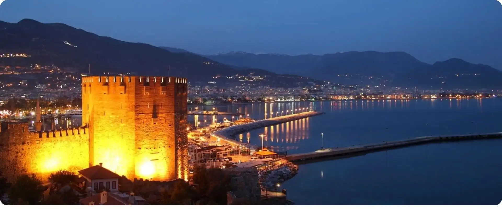 Alanya by night charterrejser til tyrkiet flyv fra hamborg.webp