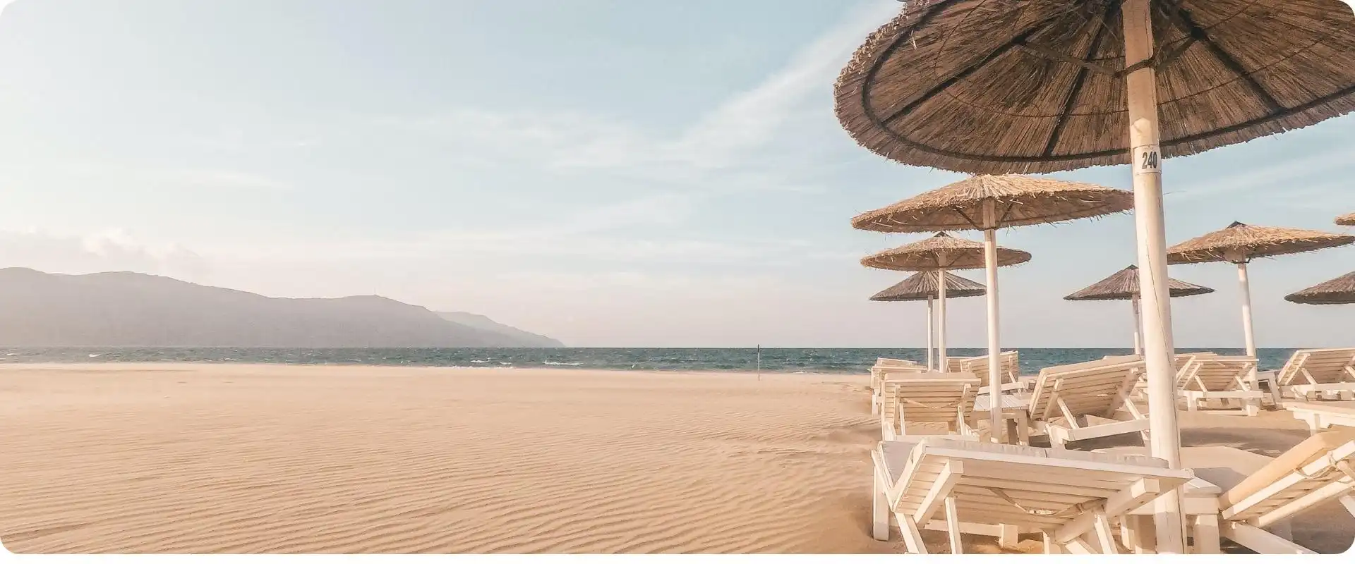 kreta strand charterrejser til grækenland flyv fra hamborg.webp